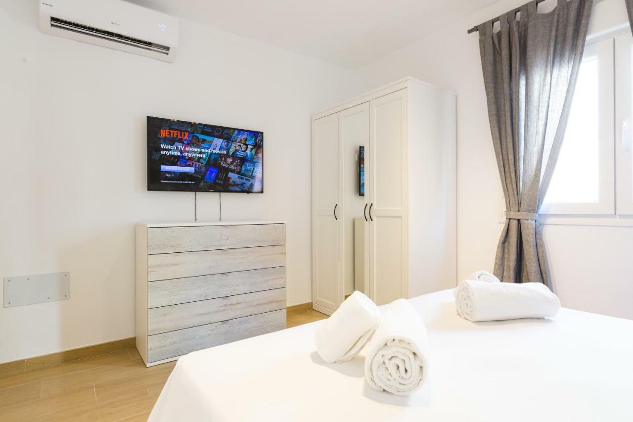 Picasso Daisy Apartment Фуeнхирола Екстериор снимка