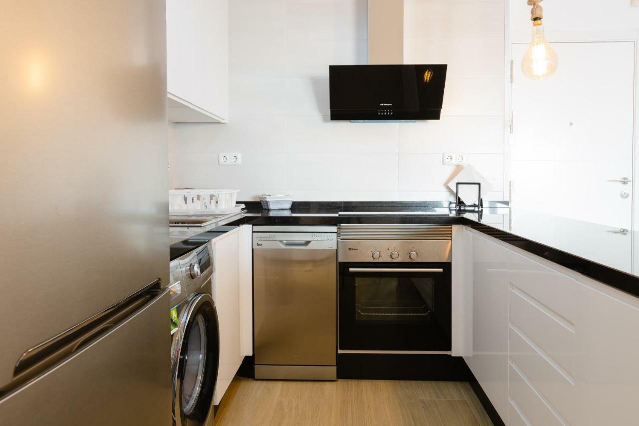 Picasso Daisy Apartment Фуeнхирола Екстериор снимка