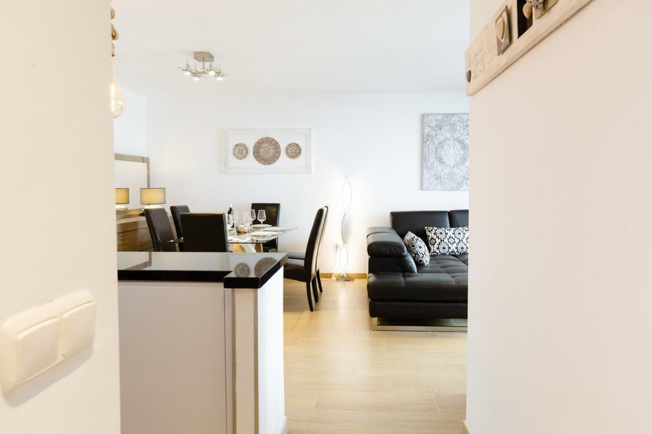 Picasso Daisy Apartment Фуeнхирола Екстериор снимка